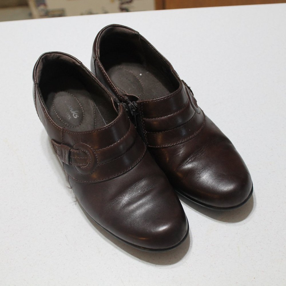 Women's Clarks Ankle Boots Sz 7.5